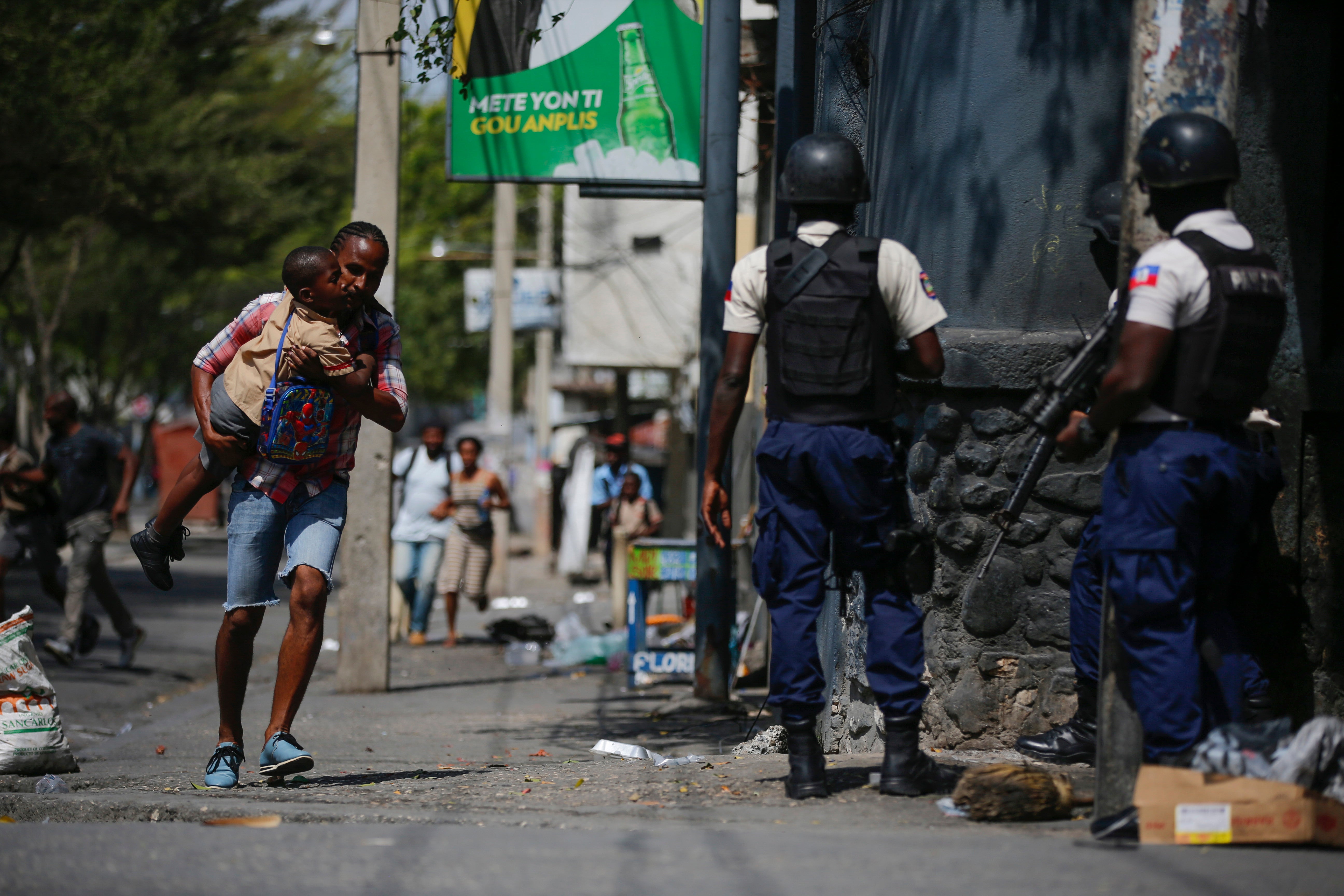 Haití Premier recurre al ejército para combatir a pandillas