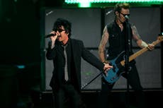 Billie Joe Armstrong, vocalista de Green Day, muestra su apoyo a Joe Biden: ‘Trump se tiene que ir’
