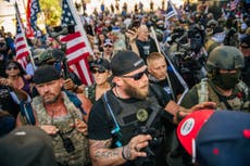 Partidarios de Trump chocan con manifestantes de Breonna Taylor mientras comienza el Derby de Kentucky