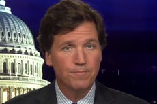Tucker Carlson afirma que Biden “te hará beber Starbucks todos los días"