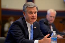 La Casa Blanca critica al director del FBI por desestimar las acusaciones de Trump sobre fraude electoral