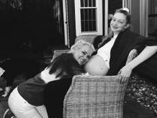 La mamá de Gigi Hadid calla los rumores y habla sobre el supuesto nacimiento de su primer nieto