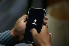 Trump dice que “ha dado su bendición” al acuerdo propuesto por Oracle y Walmart para comprar TikTok