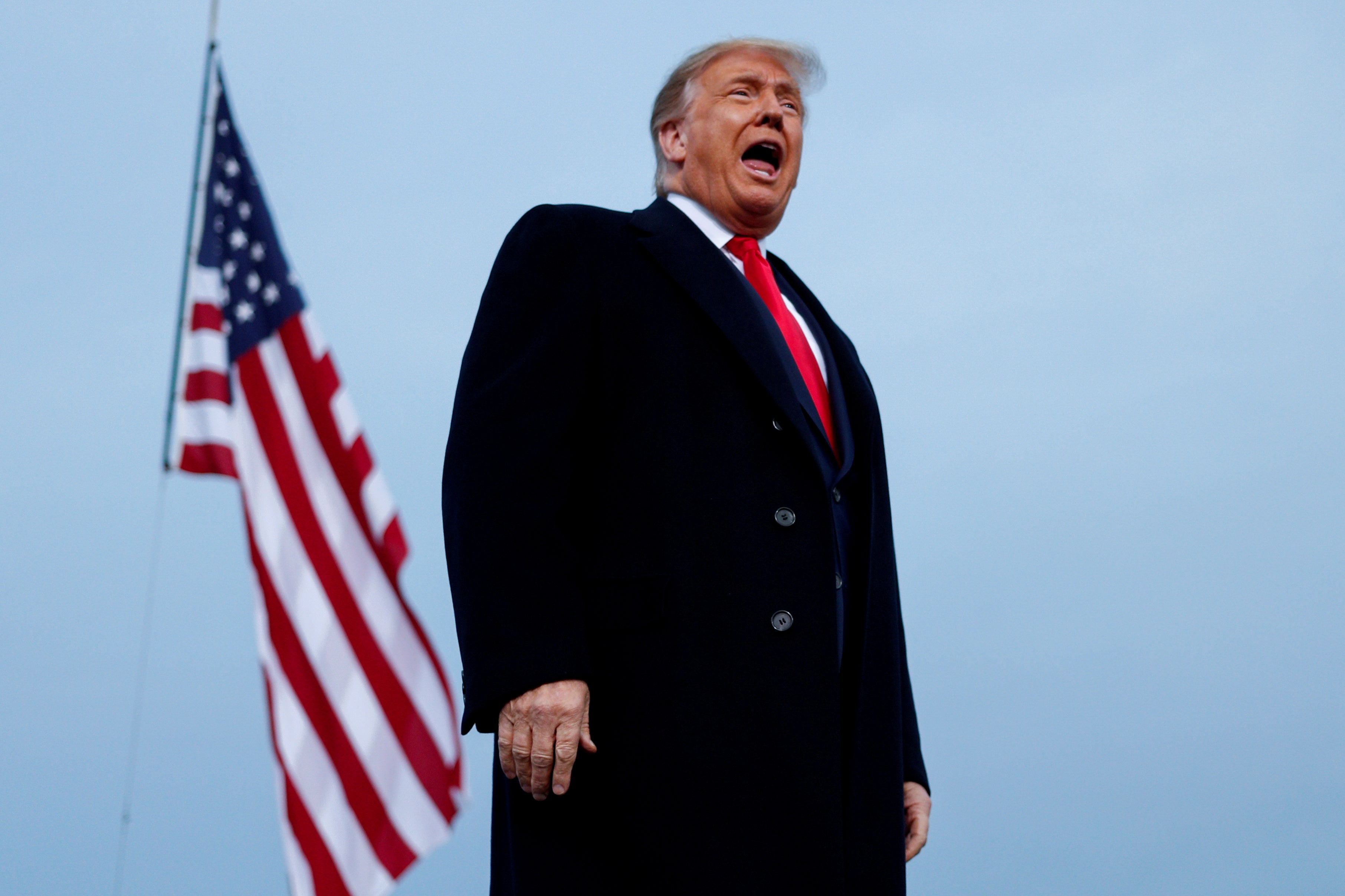 Trump da 'bendición' al acuerdo de TikTok con Oracle