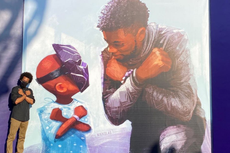 Mural conmemorativo en homenaje a Chadwick Boseman es presentado en Disneyland