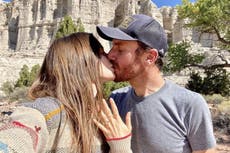 ¡Habrá boda! Lily Collins anuncia su compromiso con Charlie McDowell