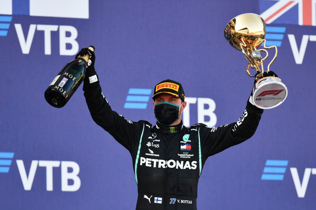 Valtteri Bottas celebra su victoria en el GP de Rusia.