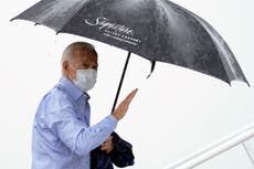 Equipo de Trump acusa que Joe Biden recibirá ayuda por el auricular durante el debate