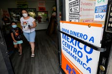 México: Récord de remesas refleja apoyos del gobierno de EEUU