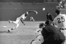 Muere Bob Gibson, legendario lanzador de los Cardenales de San Luis