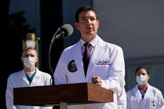 Médicos de Trump dicen a ciudadanía que deben ‘confiar’ en sus declaraciones sobre la salud del presidente