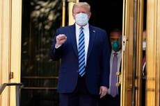 Trump sale de Walter Reed incluso cuando el médico dice que aún no está ‘fuera de peligro’