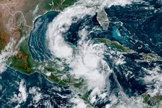 Huracán Zeta golpea las costas de Luisiana