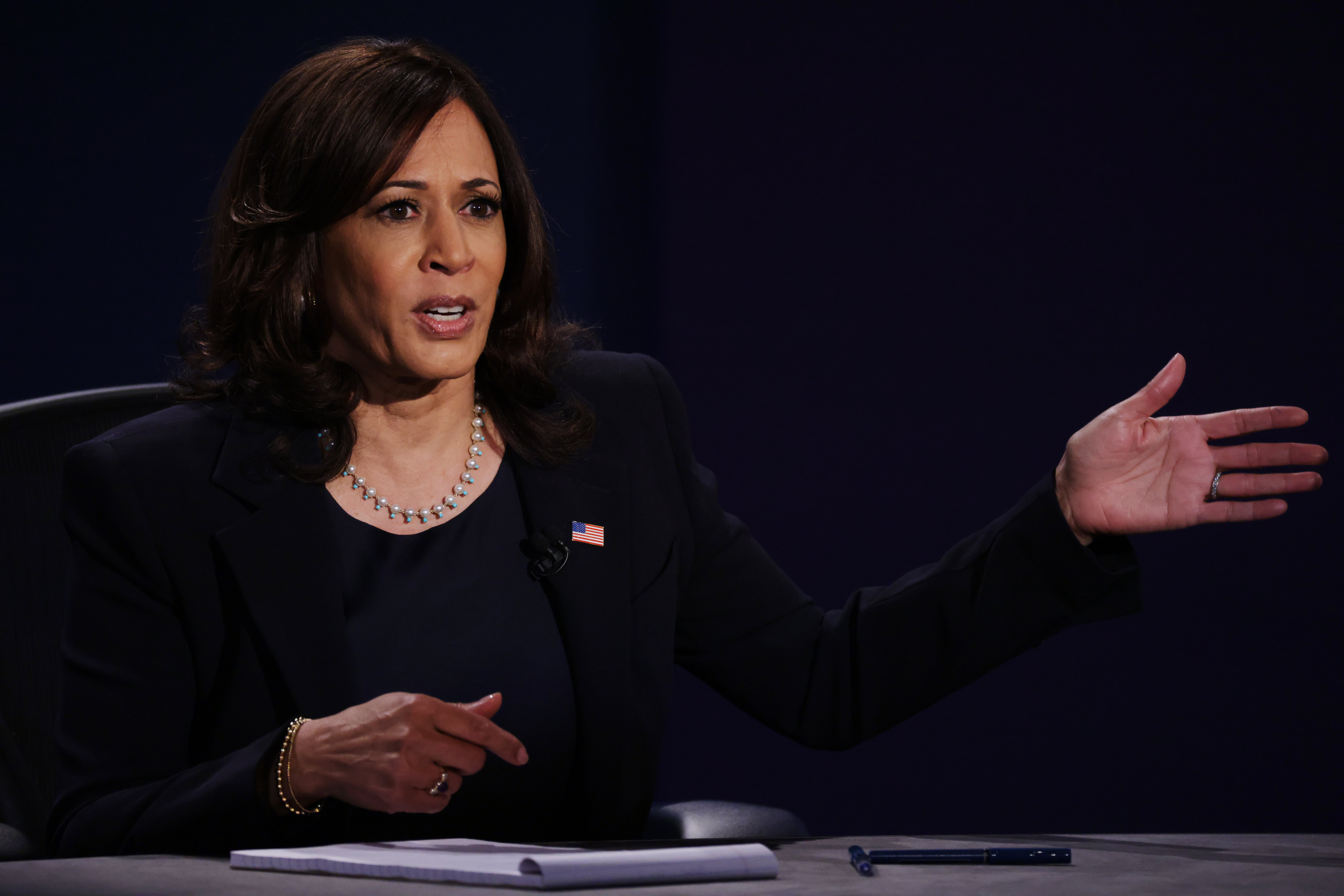 Debate: Kamala Harris critica a Trump por pagar solo $750 en impuestos