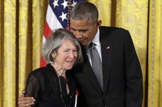 Premio Nobel de Literatura es otorgado a la poeta estadounidense Louise Glück