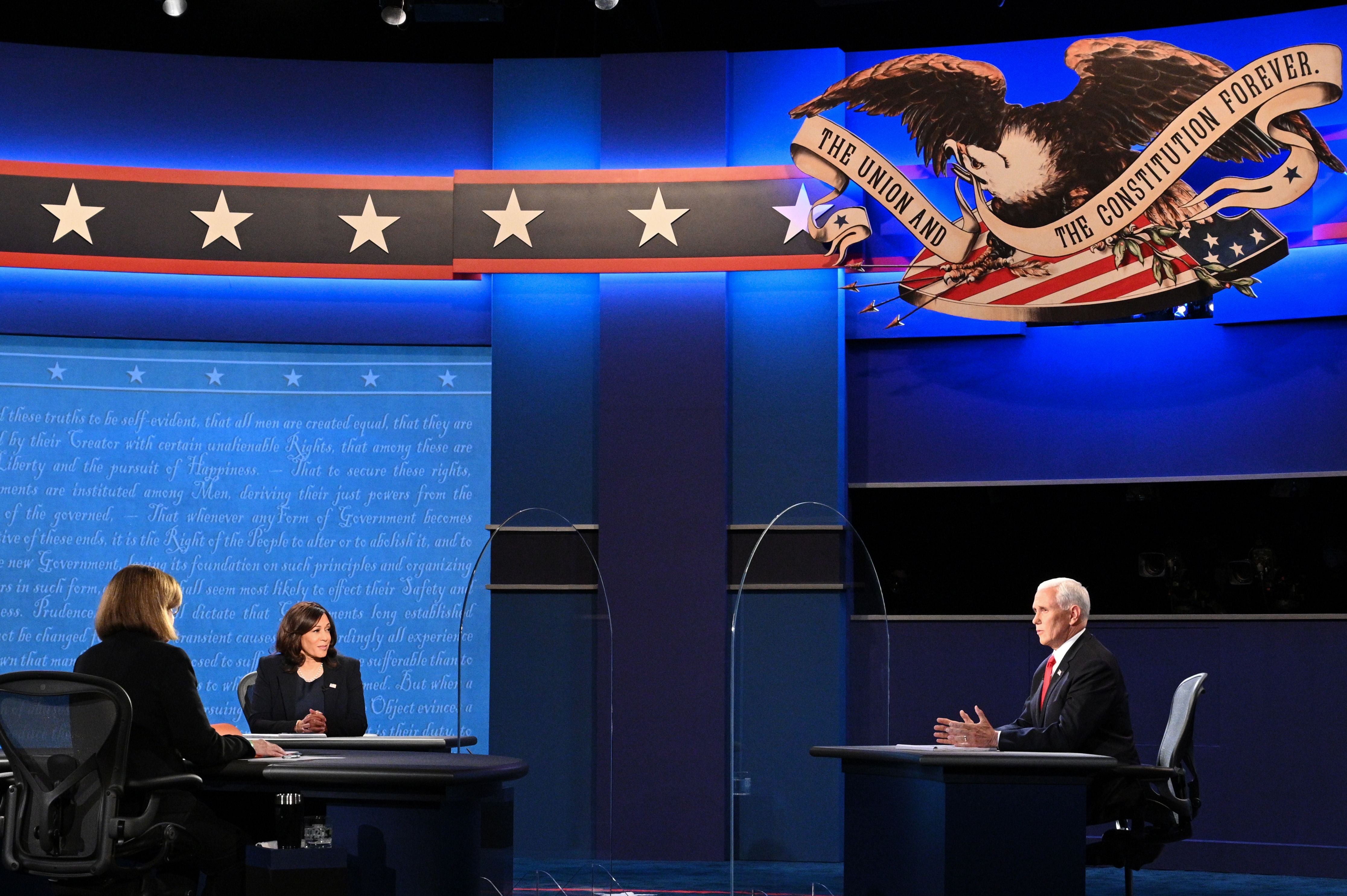 La senadora Kamala Harris y el vicepresidente Mike Pence debatieron el 7 de octubre