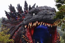 Godzilla ‘devora’ a los visitantes de este parque temático