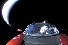 Tesla Roadster lanzado en 2018 se acercó a Marte