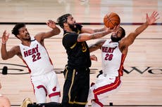 Los Lakers buscarán finiquitar al Heat el domingo