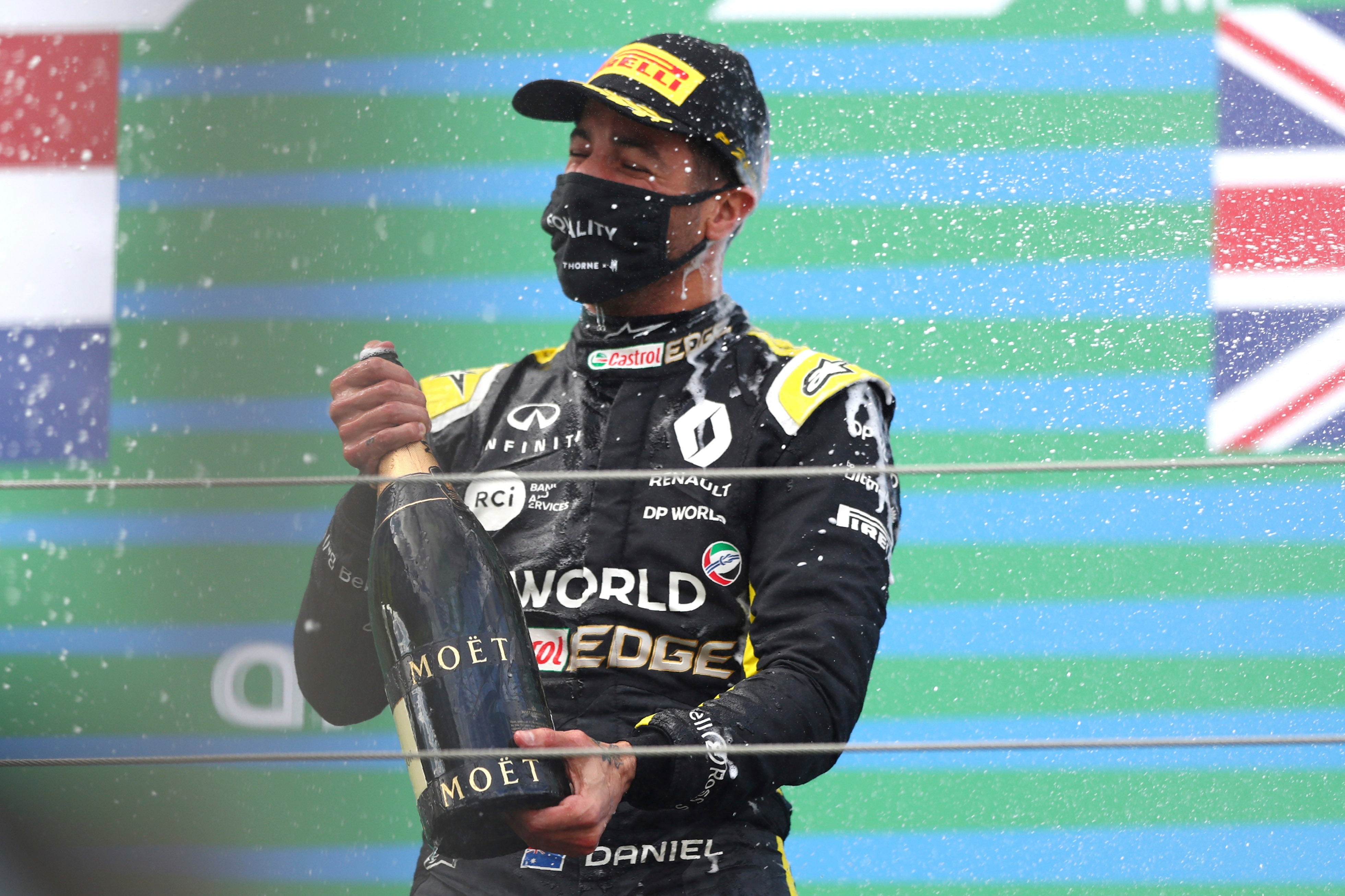 Desde hace nueve años Renault no había conseguido un podio. El último fue de Nick Heidfeld en Malasia.