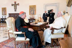 El Papa se reúne con el cardinal Pell tras escándalo por abuso sexual