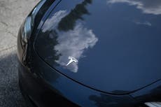 Elon Musk cambia el precio del Tesla Model S como una broma