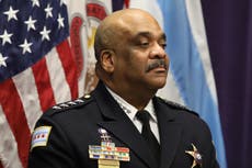 Oficial de policía de Chicago demanda a exjefe por acoso sexual