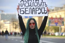 Nueva jornada de protestas contra Lukashenko paralizan Bielorrusia
