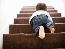 Científicos descubren por qué algunos bebés empiezan a caminar más tarde que otros
