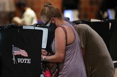 FBI revela que Rusia e Irán obtuvieron datos de votantes de EEUU