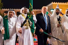 Familiares de las víctimas del 11-S reclaman a Trump por organizar un torneo de golf con apoyo saudita