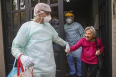 Buenos Aires reactiva su economía abriendo bares y restaurantes