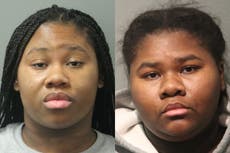 Mujer apuñala 27 veces a un guardia de seguridad por pedirle que utilizara cubrebocas en Chicago