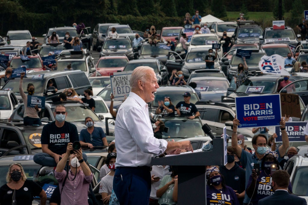 Biden pide en Georgia la presidencia y el control del Senado
