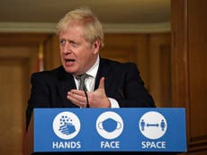 Boris Johnson predice el regreso de grandes reuniones para el verano