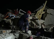 Hombre de 70 años es rescatado tras sismo en Turquía