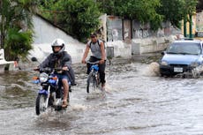 Huracán Eta amenaza a Nicaragua con intensas lluvias y marejadas