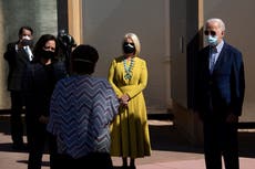 Biden nombraría a Cindy McCain como embajadora en el Reino Unido