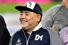 Operan con éxito a Diego Maradona del hematoma subdural