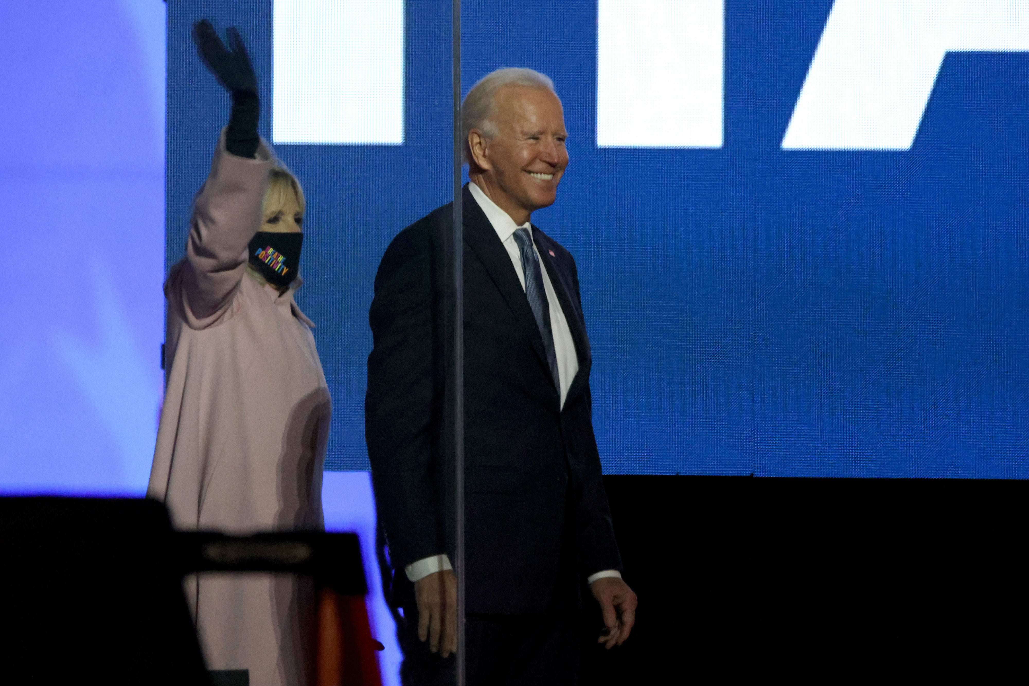 ‘Mantengamos la fe.’: Biden asegura que aún puede ganar las elecciones