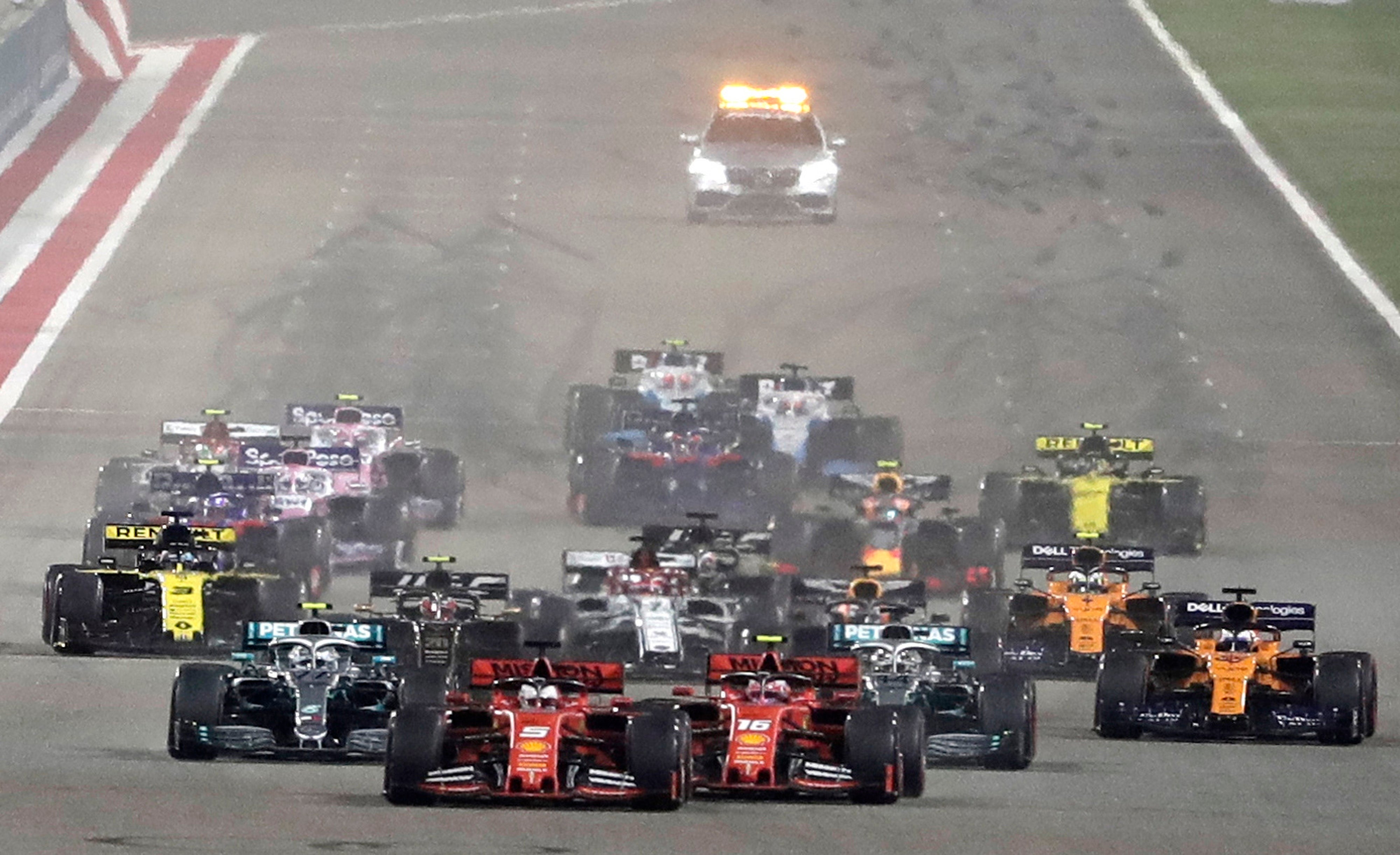 Los lugares del Golfo, incluidos Manama, Bahrein y Abu Dhabi, Emiratos Árabes Unidos, ya albergan carreras de F1.
