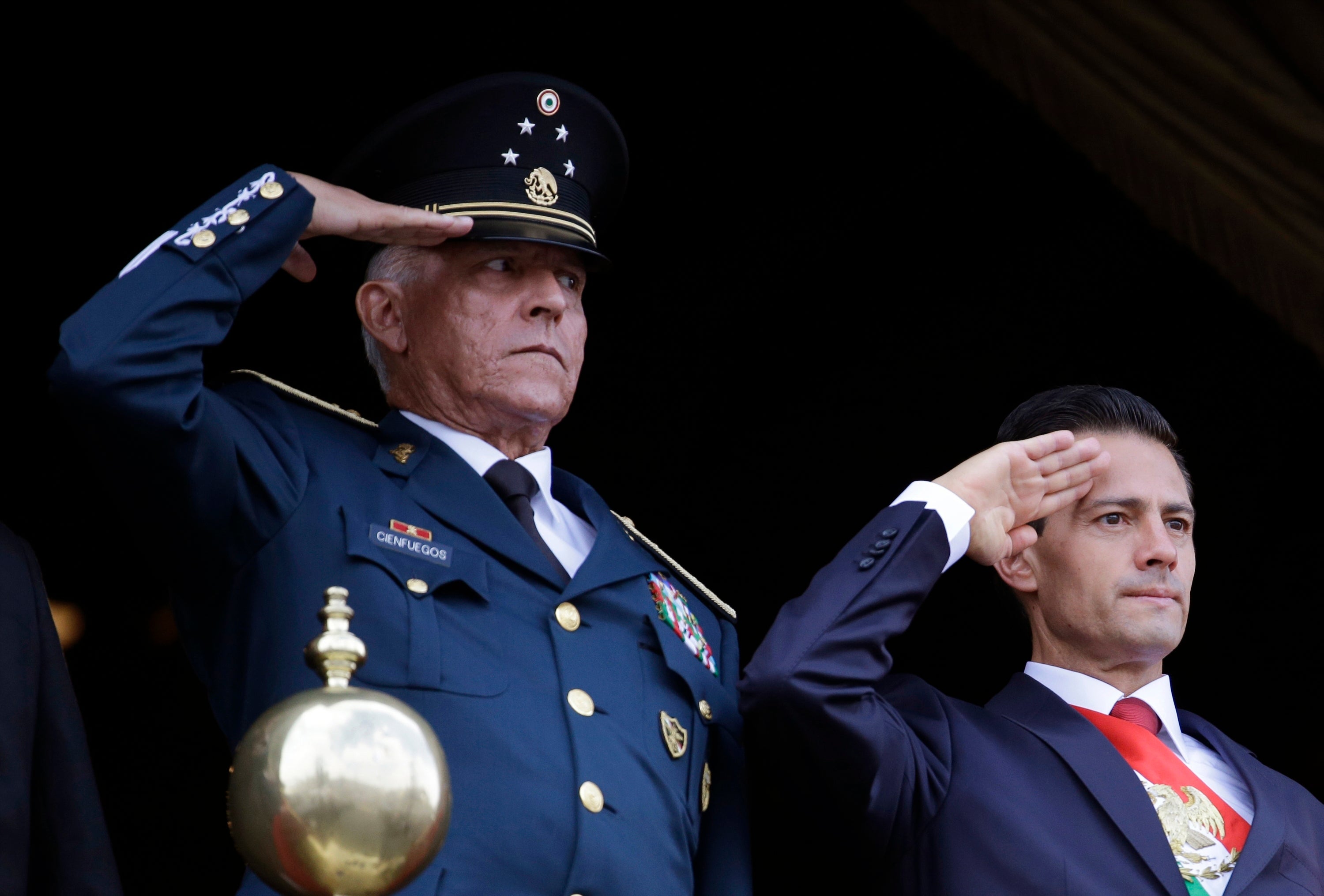 Cienfuegos fue secretario de la defensa nacional de México durante el gobierno de Enrique Peña Nieto