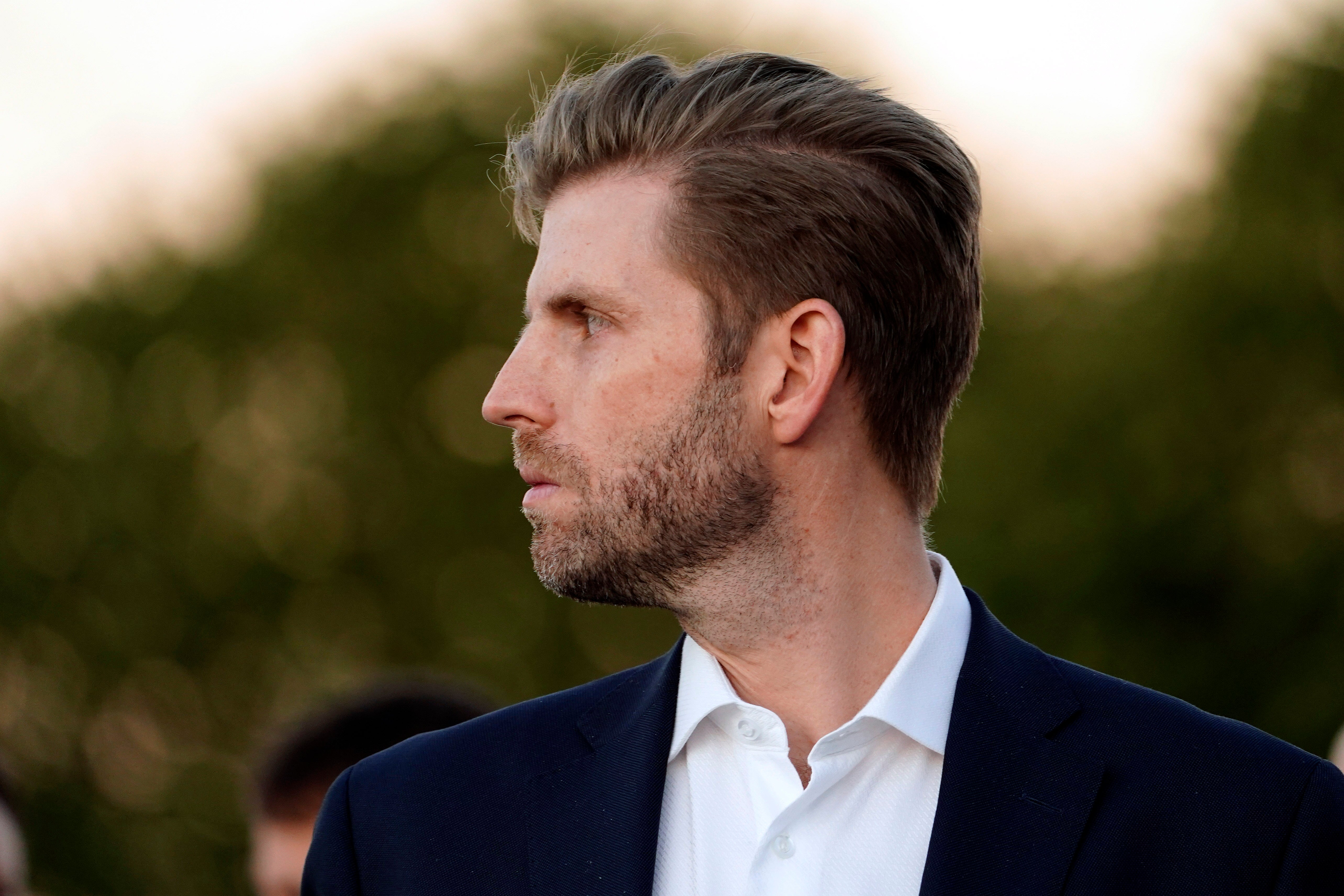 Eric Trump: Demócratas están hackeando la ‘línea directa de fraude’