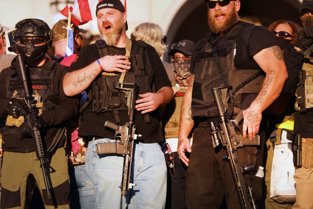 Simpatizantes de Trump protestan por supuesto “fraude electoral” 