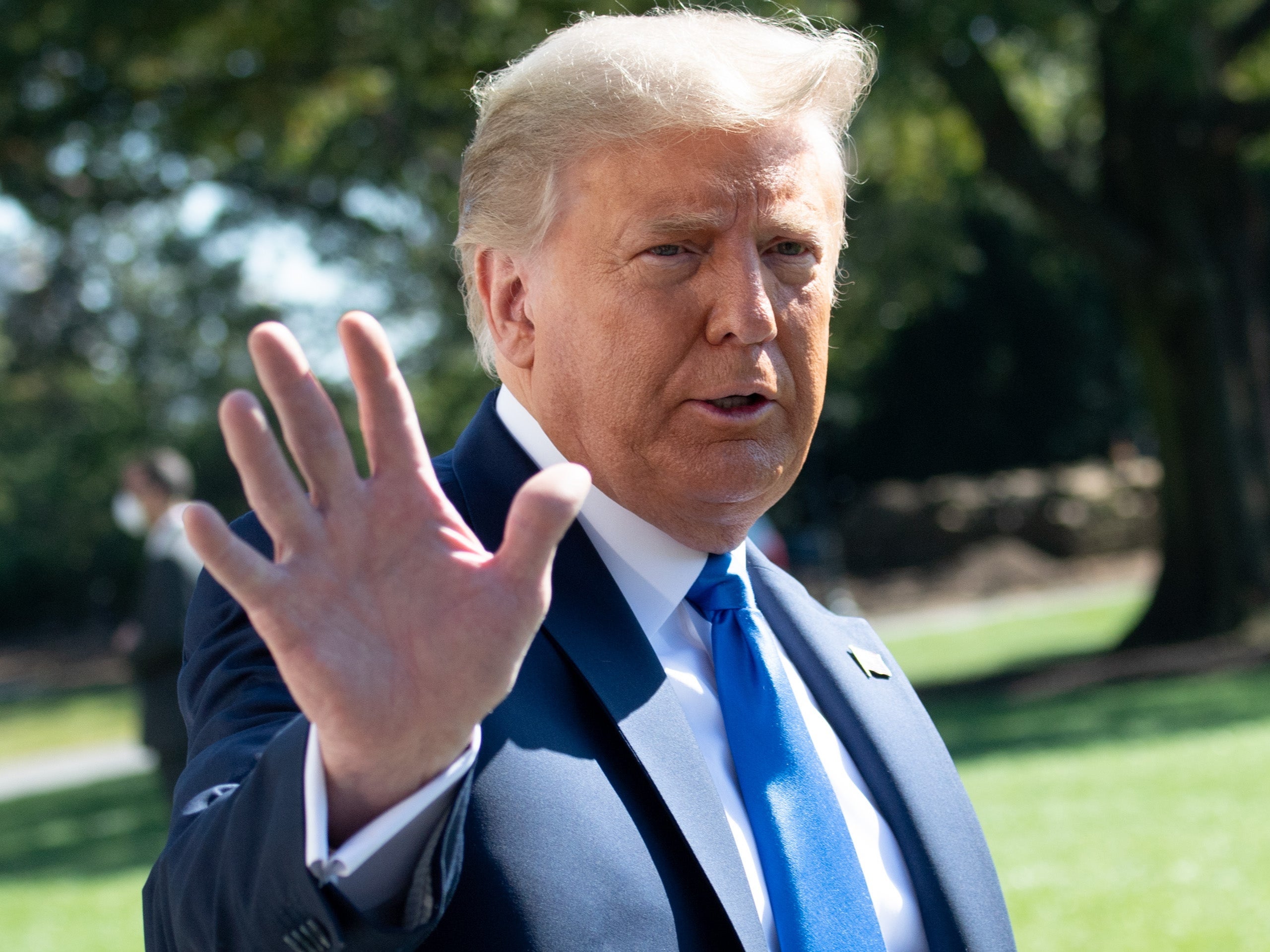 Demócrata compara a Donald Trump con Hitler