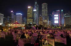 Hong Kong abre parque de atracciones con medidas anticovid