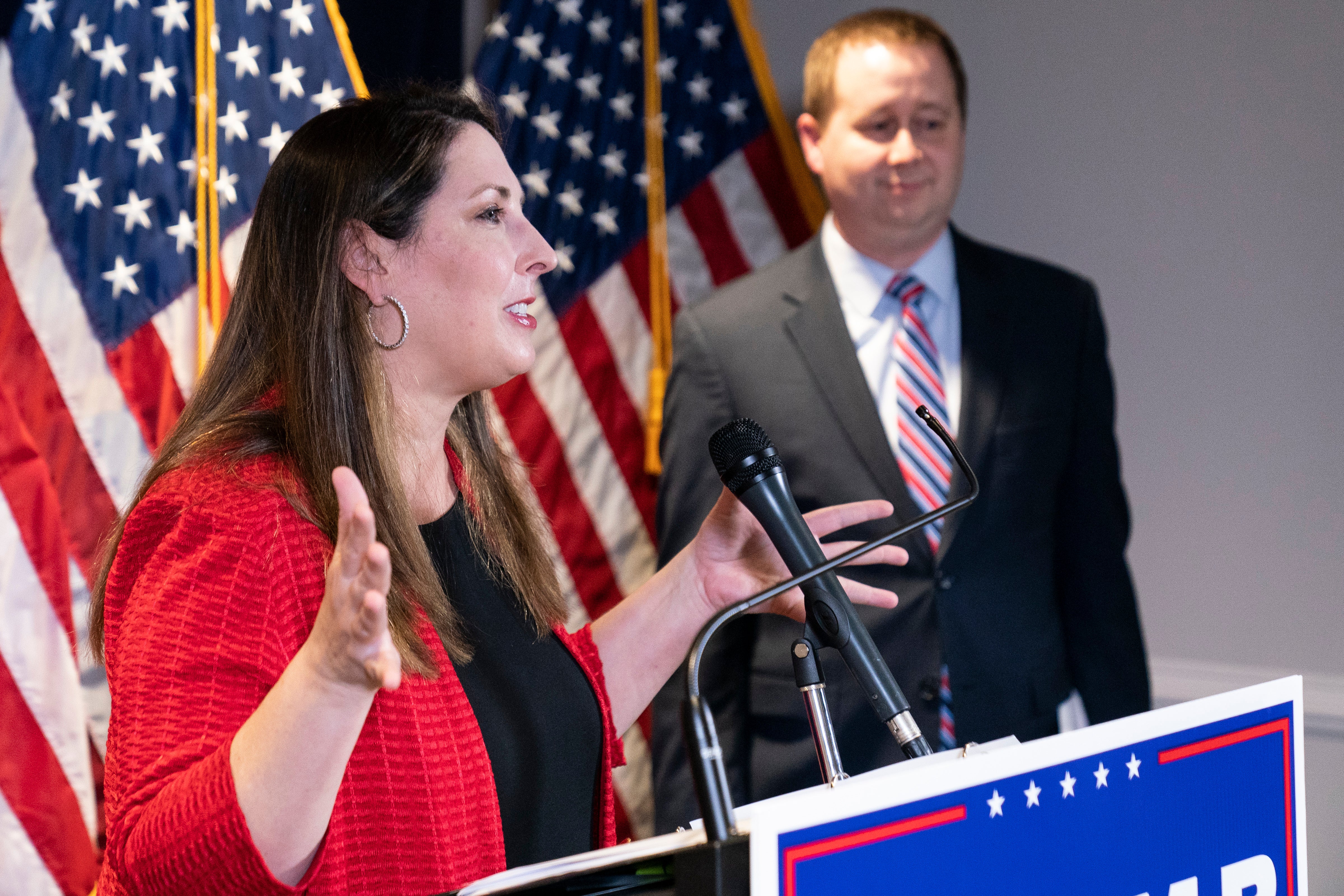 Comienzan los despidos en el equipo de campaña de Trump