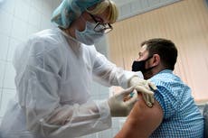 La vacuna “Sputnik V Covid” es 92% efectiva, afirma Rusia