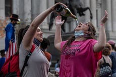 Derrota de Trump en elecciones genera aumento de ventas de champán