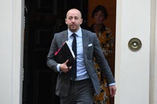 Dimite el Director de Comunicaciones de Boris Johnson, Lee Cain